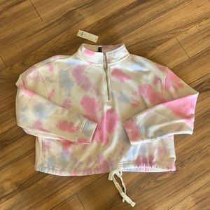Cropped tie dye sweatshirt